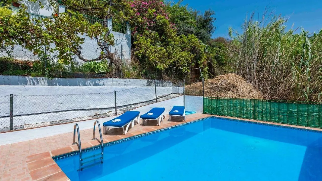 הוילה Casa Maracuya Nerja By Ruralidays ספרד